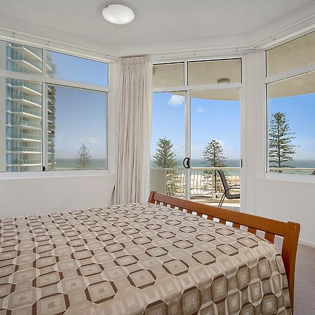 Kirra Beach Apartments Guldkusten Exteriör bild