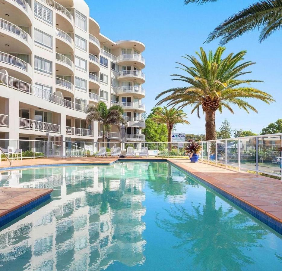 Kirra Beach Apartments Guldkusten Exteriör bild