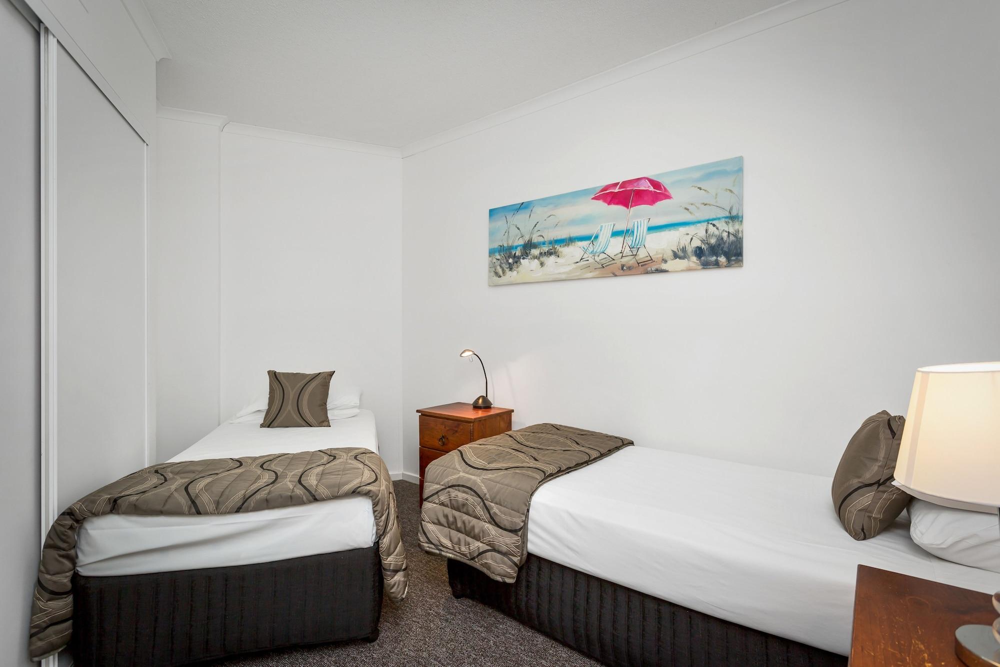 Kirra Beach Apartments Guldkusten Exteriör bild