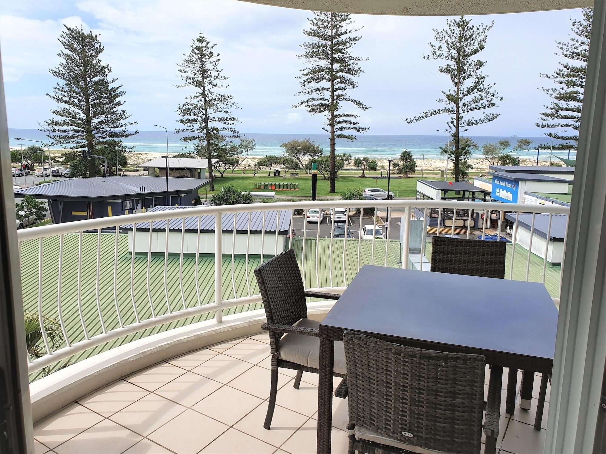 Kirra Beach Apartments Guldkusten Exteriör bild