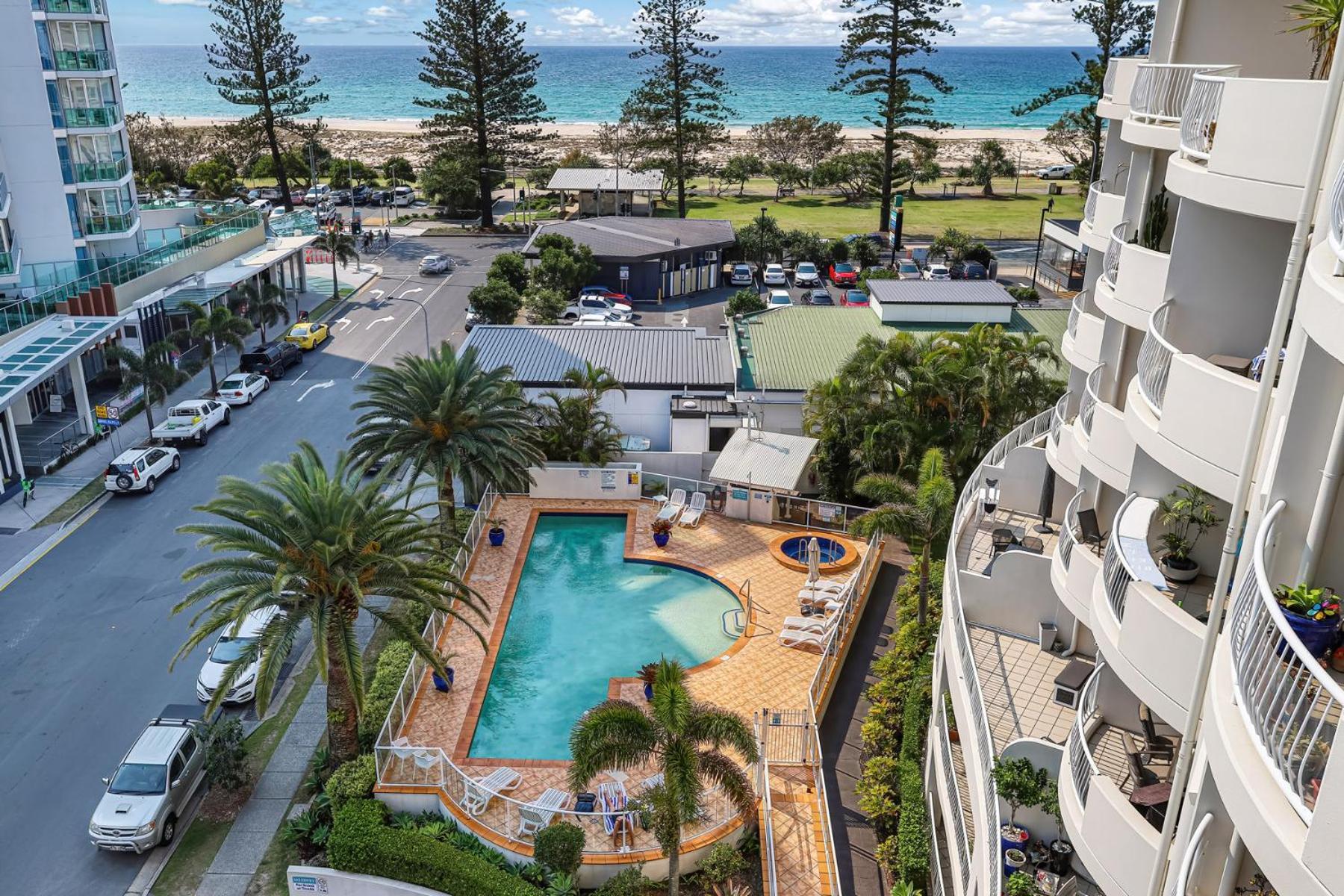 Kirra Beach Apartments Guldkusten Exteriör bild